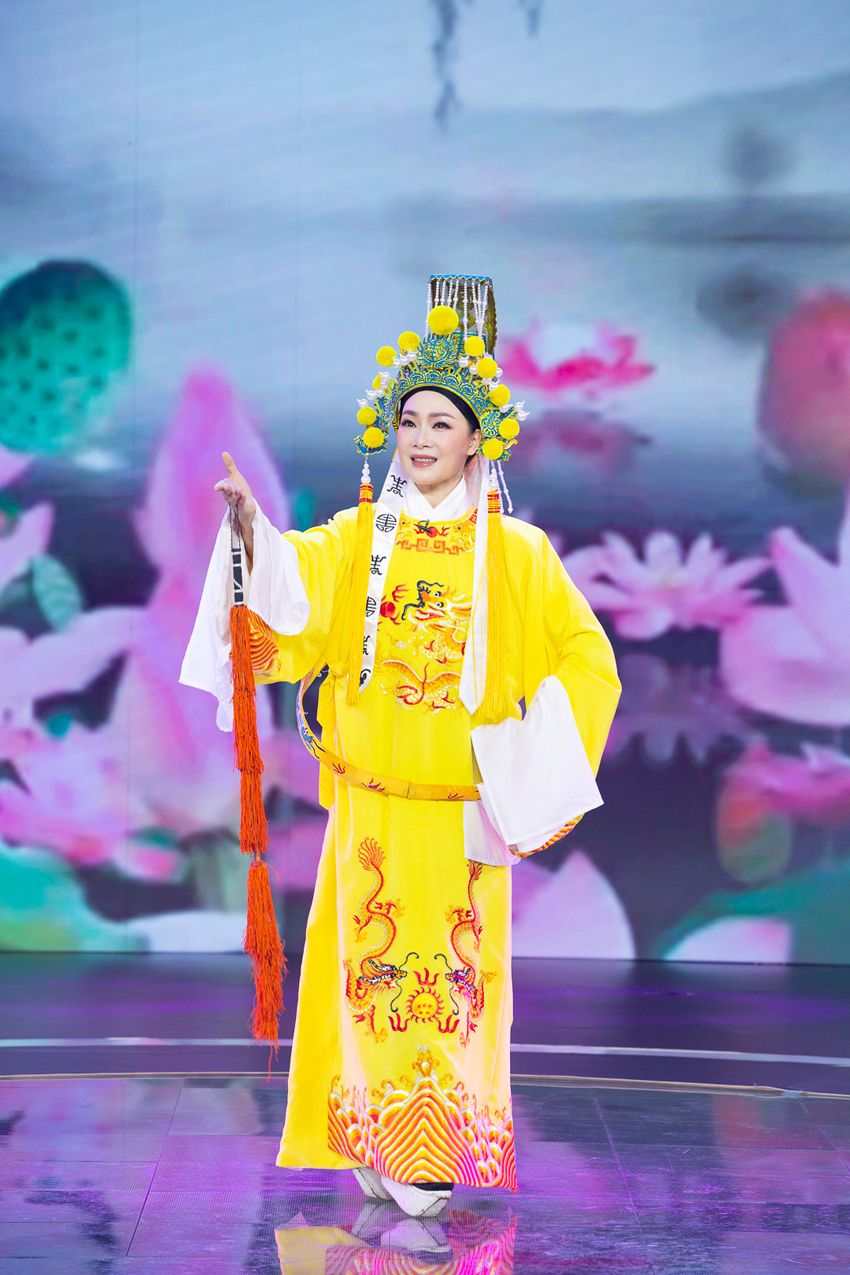 歌唱家 呂薇.JPG